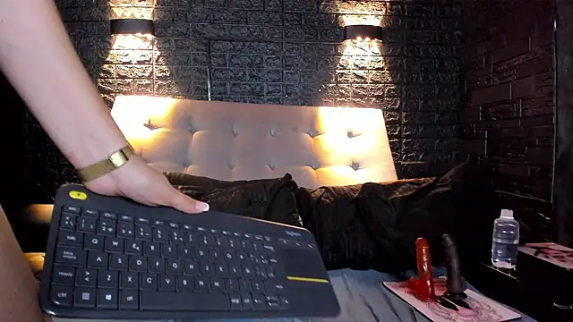 Sweet-Monica online show from January 2025 01:31:01 PM
