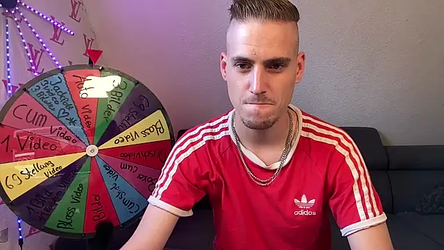 Cookieboy88 online show from September 2025 03:45:01 PM