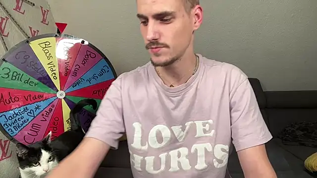 Cookieboy88 online show from October 2025 04:51:01 PM