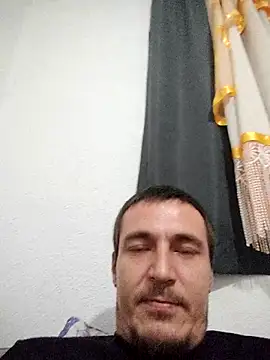 Snapshot of mayk18cm chatting on November 2025 10:31:02 PM mayk18cm online show from November 2025 10:31:02 PM