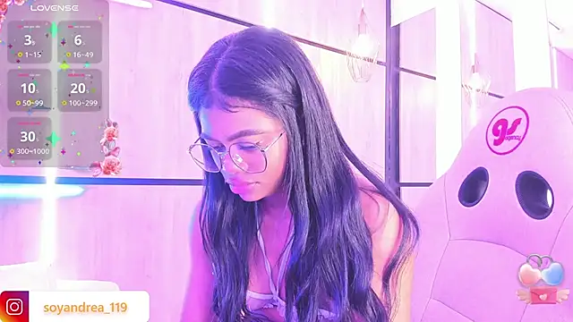 julianna smith  online show from January 2025 05:59:01 AM