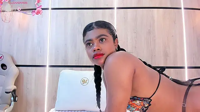 julianna smith  online show from January 2025 02:58:01 AM