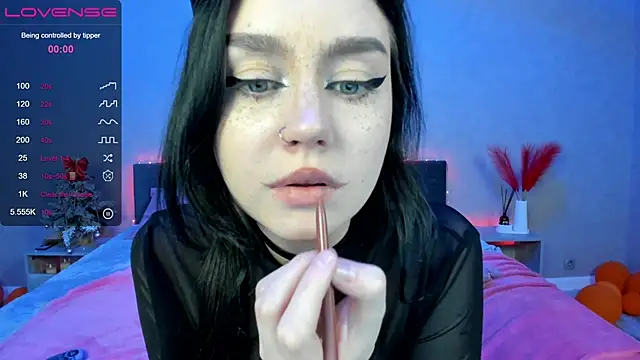 SophiaRyder online show from December 2024 09:15:01 PM