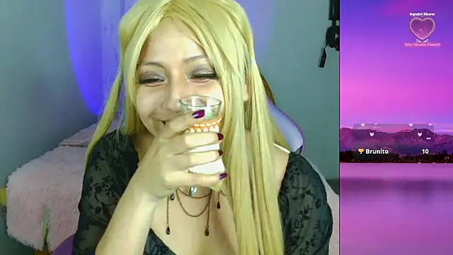 Snapshot of PurpleHaze17 chatting on December 2024 05:26:01 AM PurpleHaze17 online show from December 2024 05:26:01 AM