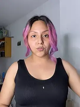 Snapshot of PurpleHaze17 chatting on December 2024 12:47:01 AM PurpleHaze17 online show from December 2024 12:47:01 AM