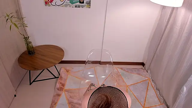  Miss Kimm online show from February 2025 11:24:02 AM