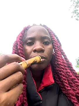 Sexyprecious01 online show from October 2025 01:42:01 PM