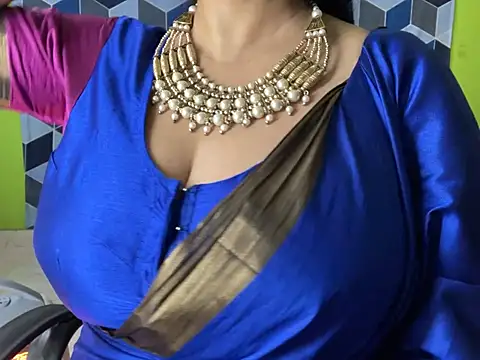 Aishwarya 101  online show from January 2025 12:22:02 AM