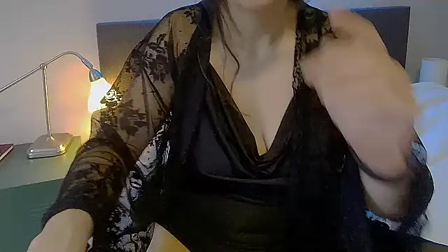 Ella Next Door online show from January 2025 02:25:01 PM