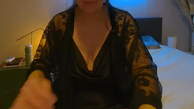 Ella Next Door online show from February 2025 10:12:01 PM