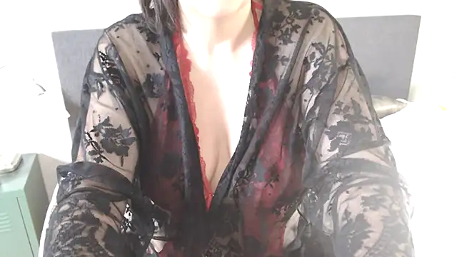 Ella Next Door online show from March 2025 12:11:02 PM