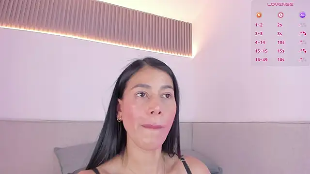 Snapshot of jasminehill_ chatting on October 2025 07:25:01 PM jasminehill online show from October 2025 07:25:01 PM