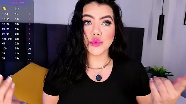 Snapshot of Harmonybabe_ chatting on September 2025 11:33:01 AM Harmonybabe online show from September 2025 11:33:01 AM