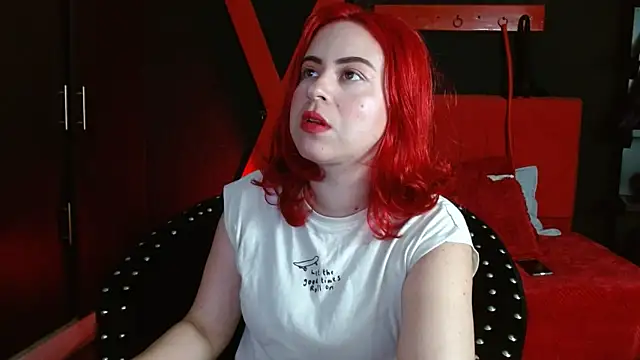 Naty slavedoll online show from February 2025 12:21:01 PM