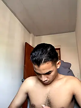 Snapshot of Boypolla11 chatting on November 2025 12:59:02 PM Boypolla11 online show from November 2025 12:59:02 PM