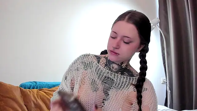 vergillhell online show from October 2025 05:48:01 AM