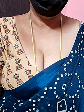 Snapshot of ananya956 chatting on September 2025 03:50:01 PM ananya956 online show from September 2025 03:50:01 PM