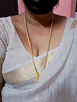 Snapshot of ananya956 chatting on October 2025 10:29:02 PM ananya956 online show from October 2025 10:29:02 PM