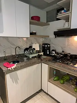 HaileyBaldwin online show from January 2025 02:26:02 AM