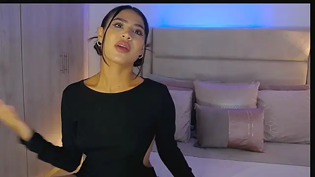 HaileyBaldwin online show from February 2025 03:48:01 AM