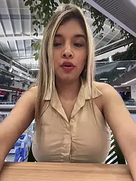 Snapshot of carolina__star chatting on January 2025 12:34:02 AM carolina star online show from January 2025 12:34:02 AM