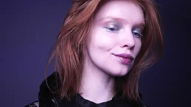 ginger hugs online show from December 2024 10:11:01 PM