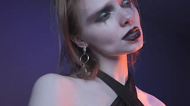 Snapshot of ginger_hugs chatting on November 2025 10:12:01 PM ginger hugs online show from November 2025 10:12:01 PM