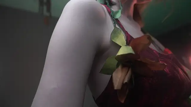 ginger hugs online show from December 2025 10:05:01 PM