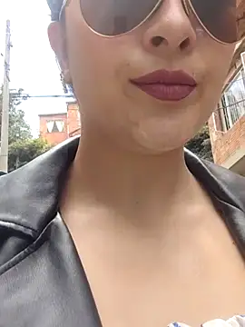 LisbethMoore  online show from September 2025 03:05:01 PM