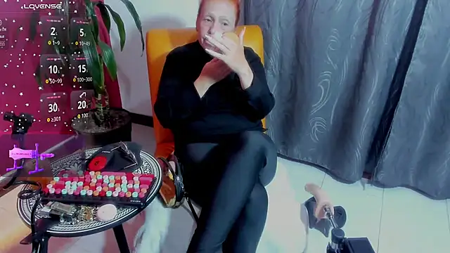 BrendaSex Hot online show from October 2025 08:50:02 PM