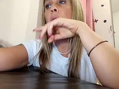 Snapshot of sweethotmilf888 chatting on November 2025 05:07:01 PM sweethotmilf888 online show from November 2025 05:07:01 PM