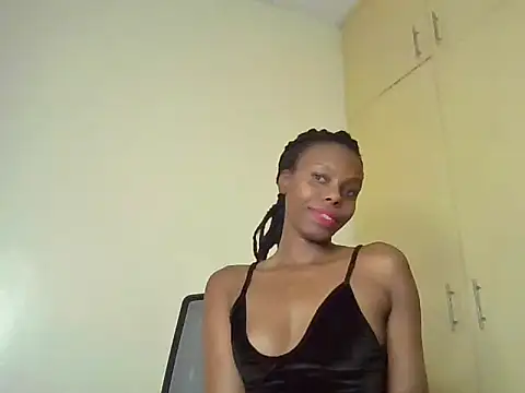 Snapshot of naughty_ebony-queen chatting on December 2024 08:07:02 PM naughty ebony-queen online show from December 2024 08:07:02 PM