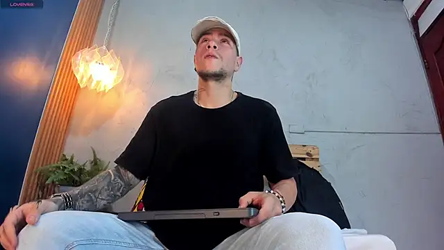 french sexx online show from January 2025 01:23:01 AM