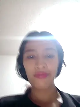 Snapshot of Hanha00 chatting on October 2025 02:33:01 AM Hanha00 online show from October 2025 02:33:01 AM