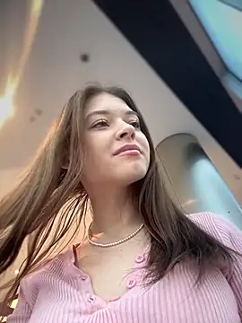 Snapshot of Times__Square chatting on December 2024 09:10:01 AM Times Square online show from December 2024 09:10:01 AM