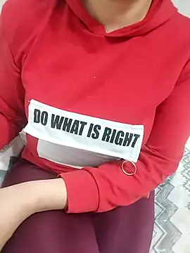 Snapshot of _Sahra_ chatting on November 2025 06:52:02 PM Sahra online show from November 2025 06:52:02 PM