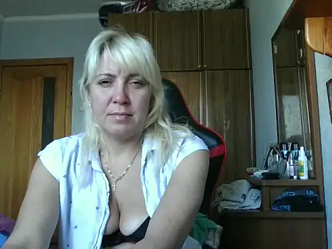 IrinaB1 online show from September 2025 08:51:02 AM