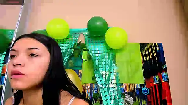 CristalLoren online show from March 2025 11:42:01 AM