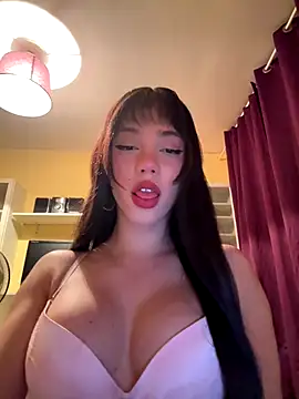 Snapshot of Carlita_cute chatting on October 2025 09:17:02 PM Carlita cute online show from October 2025 09:17:02 PM