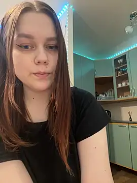 Snapshot of Marylallka5 chatting on December 2024 12:30:01 AM Marylallka5 online show from December 2024 12:30:01 AM