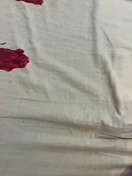 Snapshot of Marylallka5 chatting on December 2024 07:17:01 AM Marylallka5 online show from December 2024 07:17:01 AM