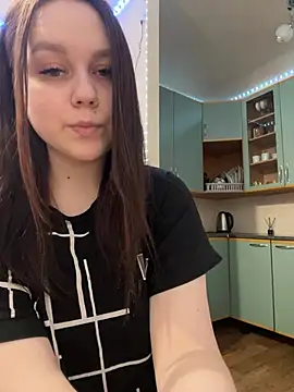 Snapshot of Marylallka5 chatting on January 2025 07:29:01 PM Marylallka5 online show from January 2025 07:29:01 PM