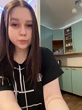 Snapshot of Marylallka5 chatting on January 2025 04:15:01 AM Marylallka5 online show from January 2025 04:15:01 AM