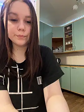 Snapshot of Marylallka5 chatting on January 2025 08:56:02 PM Marylallka5 online show from January 2025 08:56:02 PM