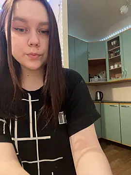 Snapshot of Marylallka5 chatting on January 2025 05:19:02 AM Marylallka5 online show from January 2025 05:19:02 AM