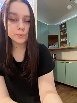 Snapshot of Marylallka5 chatting on February 2025 04:37:01 AM Marylallka5 online show from February 2025 04:37:01 AM