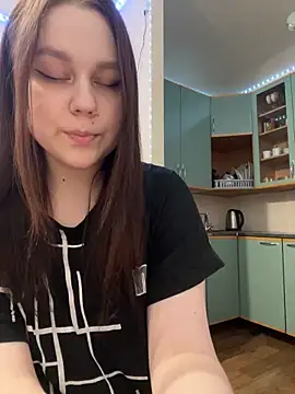 Snapshot of Marylallka5 chatting on February 2025 07:53:01 PM Marylallka5 online show from February 2025 07:53:01 PM