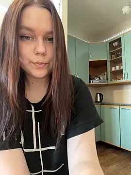 Snapshot of Marylallka5 chatting on February 2025 08:39:02 AM Marylallka5 online show from February 2025 08:39:02 AM