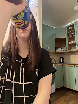 Snapshot of Marylallka5 chatting on March 2025 09:03:02 AM Marylallka5 online show from March 2025 09:03:02 AM