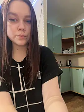 Snapshot of Marylallka5 chatting on March 2025 12:19:02 PM Marylallka5 online show from March 2025 12:19:02 PM